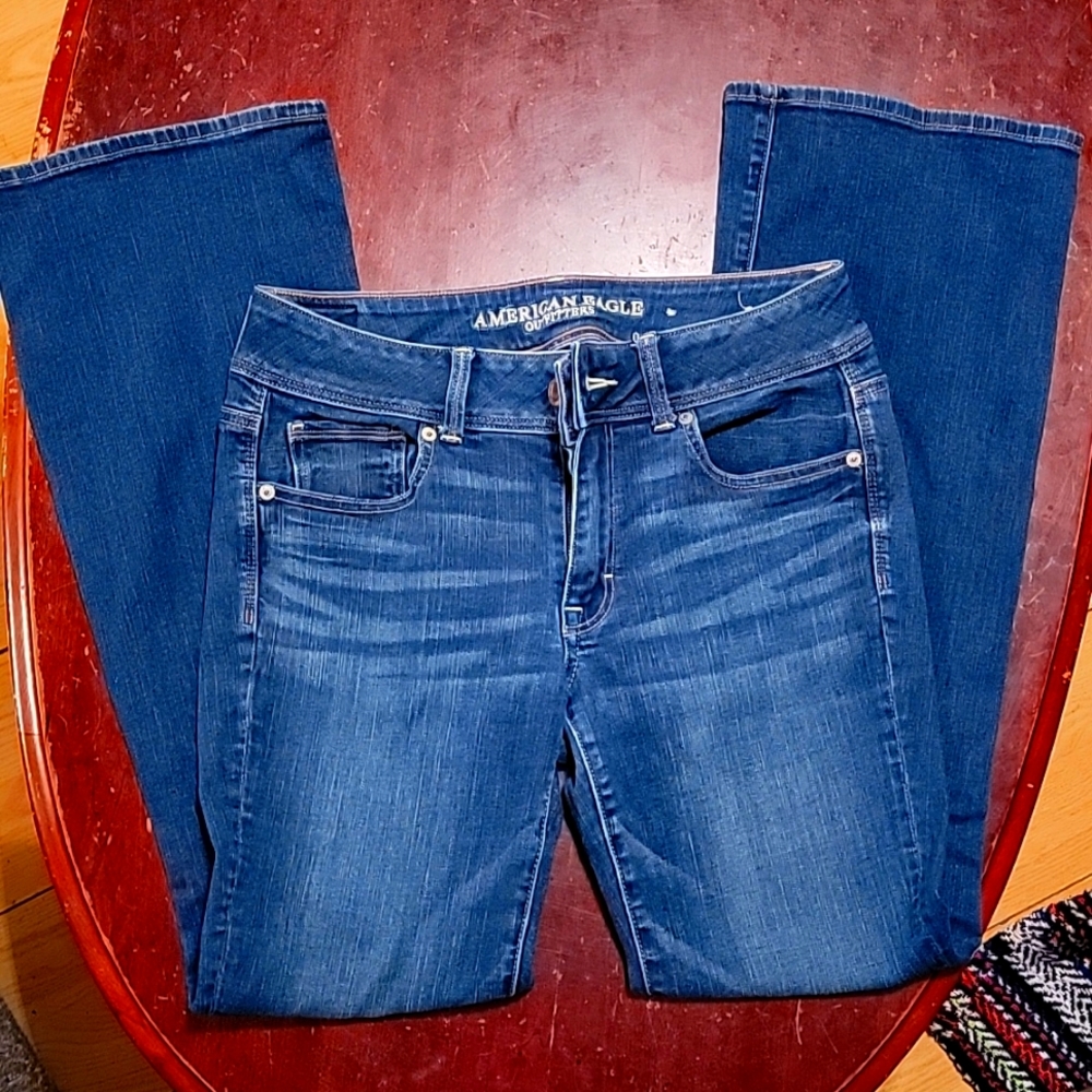 Boot cut jeans